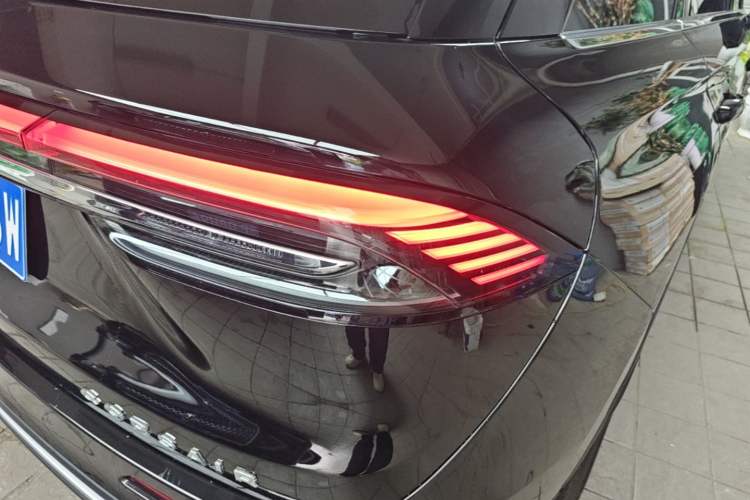Used Lincoln Corsair 2024 2.0T Two-Wheel-Drive Luxury Edition Right Rear Taillight