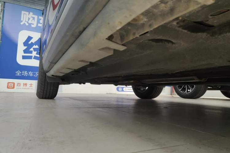 Used Lincoln Corsair 2024 2.0T Two-Wheel Drive Deluxe Edition Right Side Sill