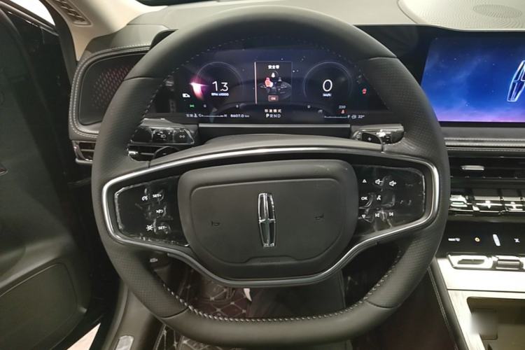 Used Lincoln Corsair 2024 2.0T Two-Wheel Drive Deluxe Edition Steering Wheel