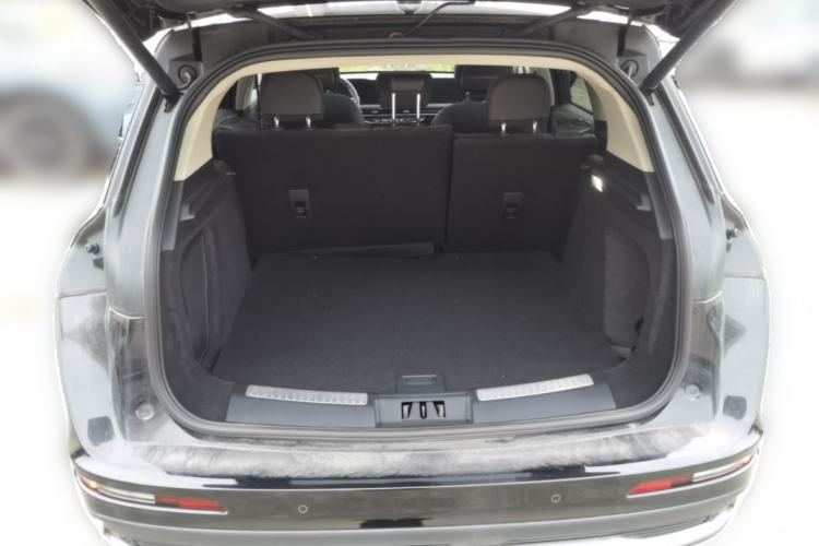 Used Lincoln Corsair 2024 2.0T Two-Wheel Drive Deluxe Edition Trunk