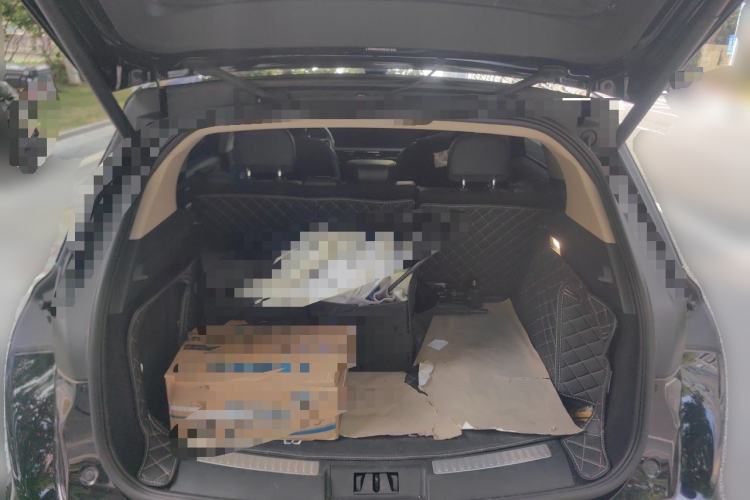 Used Lincoln Corsair 2024 2.0T Two-Wheel Drive Deluxe Edition Trunk