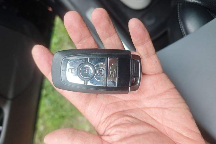 Used Lincoln Corsair 2024 1.5T Two-Wheel Drive Deluxe Hybrid Version Vehicle Key