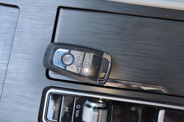 Used Lincoln Corsair 2024 2.0T Two-Wheel Drive Deluxe Edition Vehicle Key