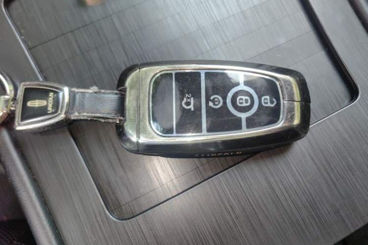 Used Lincoln Corsair 2024 2.0T Two-Wheel Drive Deluxe Edition Vehicle Key