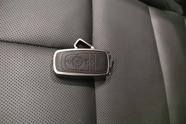 Used Lincoln Corsair 2024 2.0T Two-Wheel Drive Deluxe Edition Vehicle Key