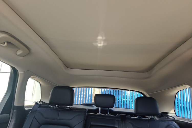 Used Lincoln Corsair 2024 2.0T Two-Wheel-Drive Luxury Edition Headliner