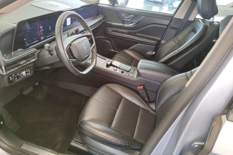 Used Lincoln Corsair 2024 1.5T Two-Wheel Drive Deluxe Hybrid Version Left Front Seat