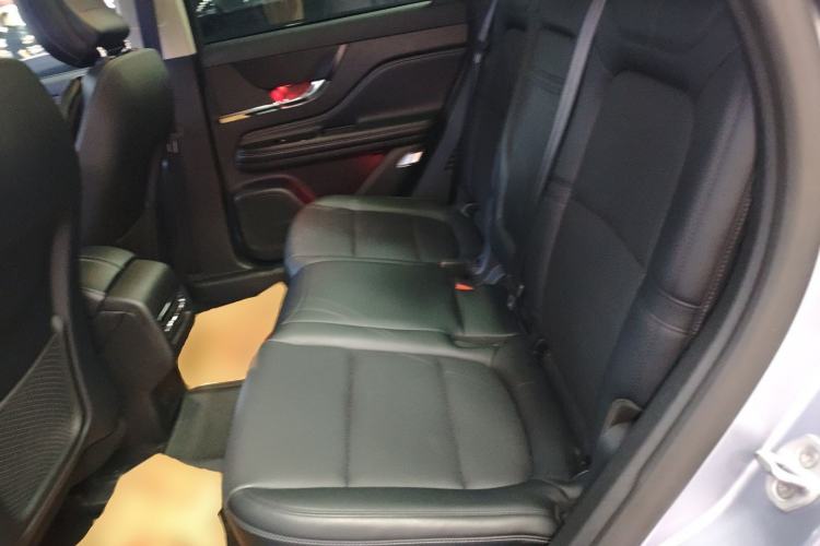 Used Lincoln Corsair 2024 1.5T Two-Wheel Drive Deluxe Hybrid Version Left Rear Seat