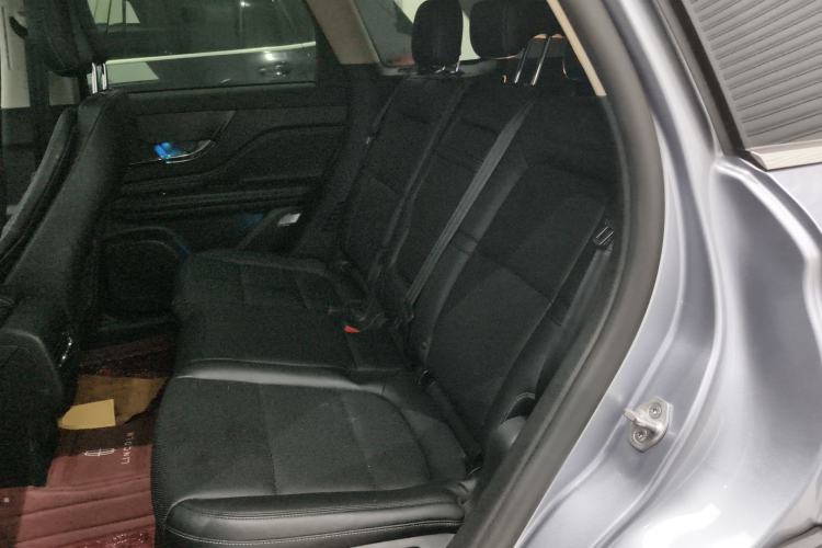 Used Lincoln Corsair 2024 2.0T Two-Wheel Drive Deluxe Edition Left Rear Seat