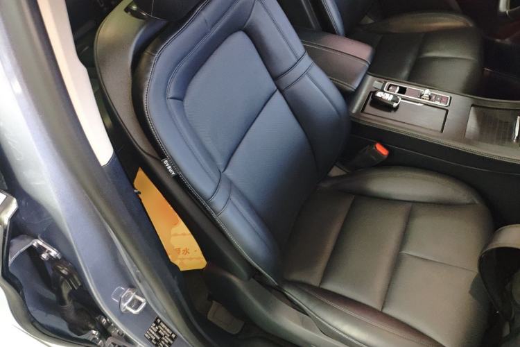 Used Lincoln Corsair 2024 1.5T Two-Wheel Drive Deluxe Hybrid Version Right Front Seat