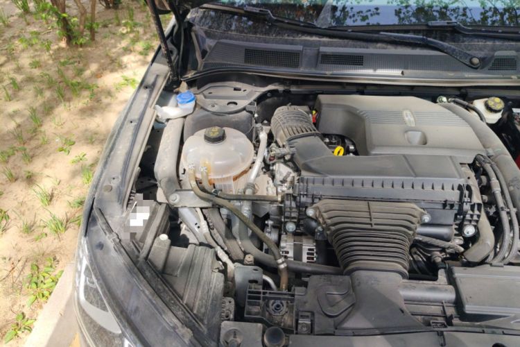 Used Lincoln Corsair 2024 2.0T Two-Wheel Drive Deluxe Edition Engine Bay Right