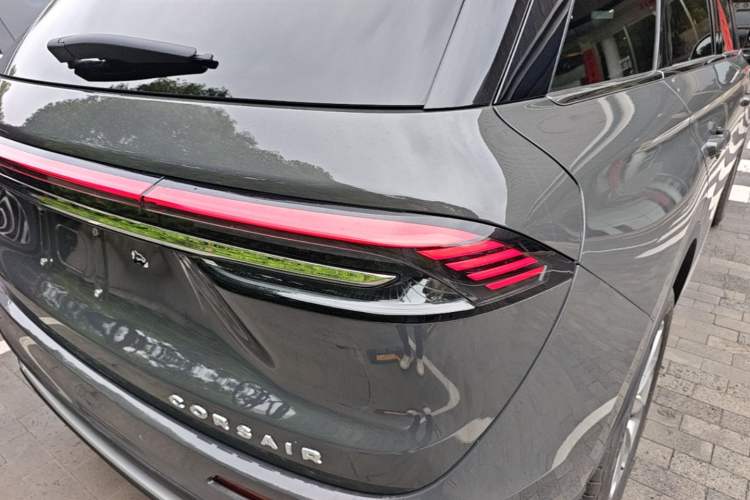Used Lincoln Corsair 2024 2.0T Two-Wheel-Drive Zunyue Edition Exterior 3