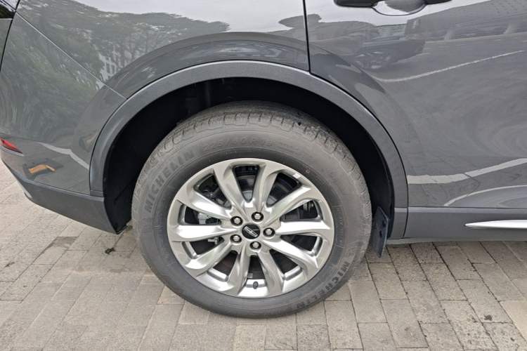 Used Lincoln Corsair 2024 2.0T Two-Wheel-Drive Zunyue Edition Exterior 5