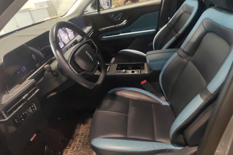 Used Lincoln Corsair 2024 1.5T Two-Wheel Drive Deluxe Hybrid Version Left Front Seat