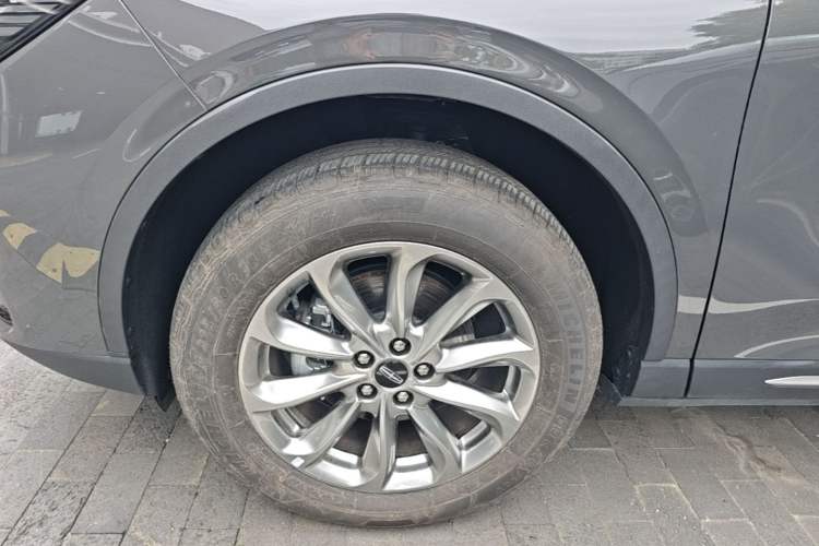 Used Lincoln Corsair 2024 2.0T Two-Wheel-Drive Zunyue Edition Left Front Wheel Hub