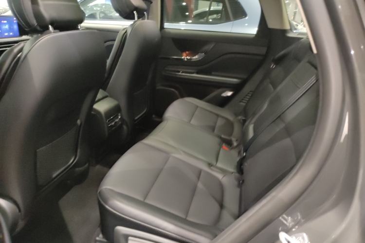 Used Lincoln Corsair 2024 1.5T Two-Wheel Drive Deluxe Hybrid Version Left Rear Seat