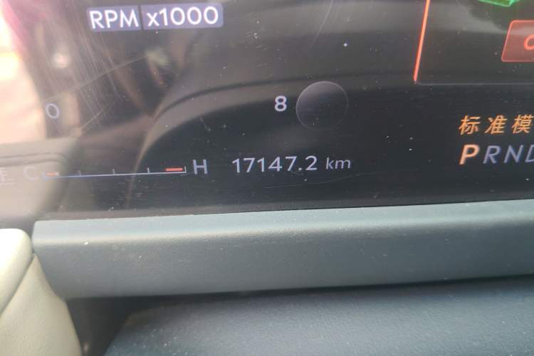 Used Lincoln Corsair 2024 2.0T Two-Wheel Drive Deluxe Edition Odometer Close Up