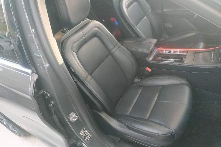 Used Lincoln Corsair 2024 2.0T Two-Wheel Drive Deluxe Edition Right Front Seat