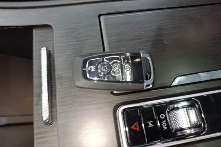 Used Lincoln Corsair 2024 2.0T Two-Wheel Drive Deluxe Edition Vehicle Key