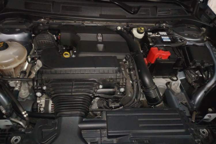 Used Lincoln Corsair 2024 2.0T Two-Wheel-Drive Luxury Edition Engine Bay