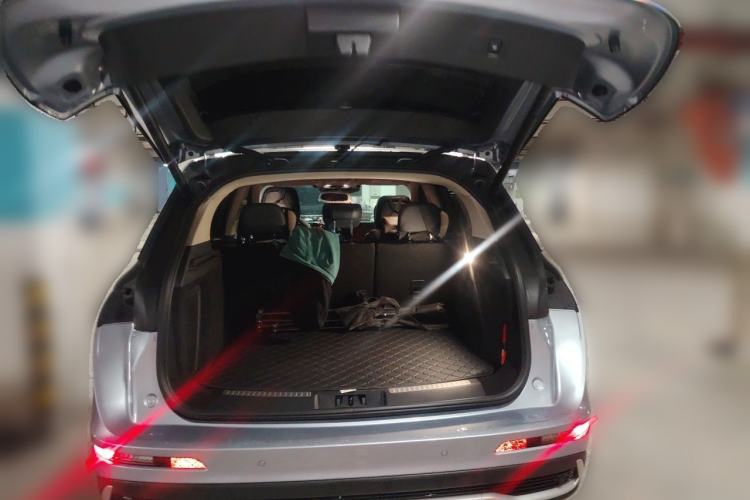 Used Lincoln Corsair 2024 2.0T Two-Wheel-Drive Luxury Edition Trunk