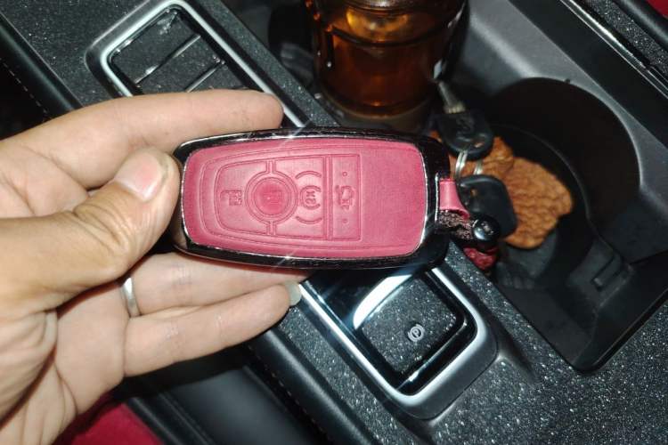Used Lincoln Corsair 2024 2.0T Two-Wheel-Drive Luxury Edition Vehicle Key