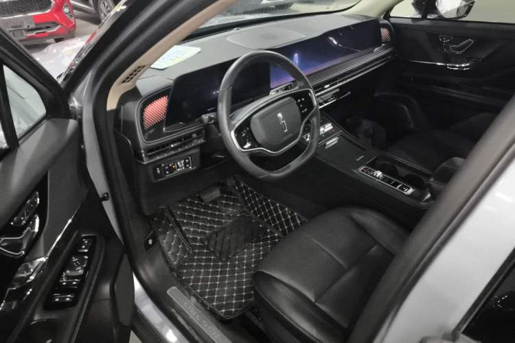 Used Lincoln Corsair 2024 1.5T Two-Wheel Drive Luxury Hybrid Version Driver Seat