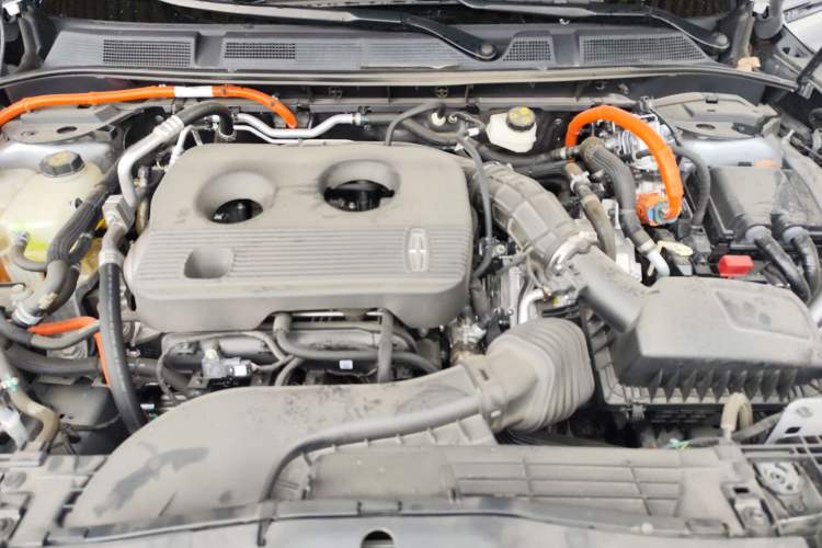 Used Lincoln Corsair 2024 1.5T Two-Wheel Drive Deluxe Hybrid Version Engine Bay