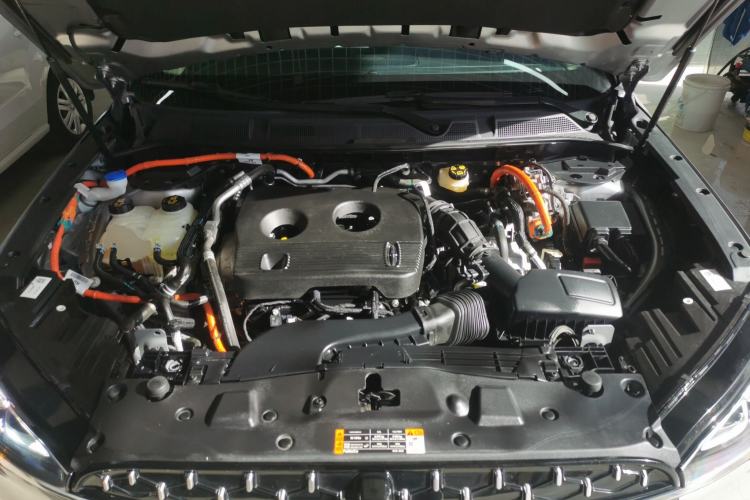 Used Lincoln Corsair 2024 1.5T Two-Wheel Drive Deluxe Hybrid Version Engine Bay