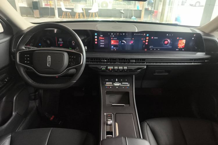 Used Lincoln Corsair 2024 1.5T Two-Wheel Drive Deluxe Hybrid Version Interior 2
