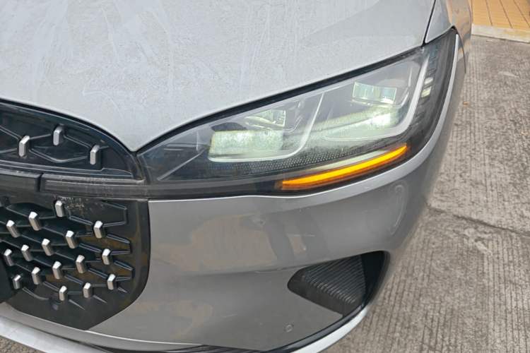 Used Lincoln Corsair 2024 1.5T Two-Wheel Drive Luxury Hybrid Version Left Front Headlight