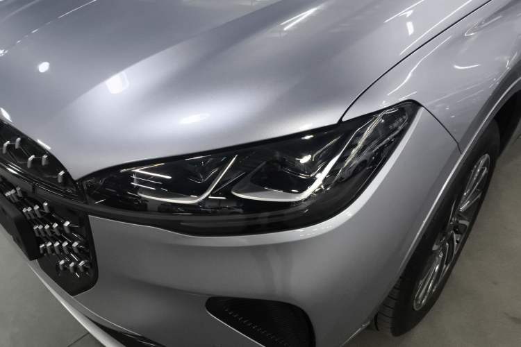 Used Lincoln Corsair 2024 1.5T Two-Wheel Drive Luxury Hybrid Version Left Front Headlight