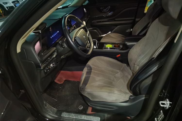 Used Lincoln Corsair 2024 2.0T Two-Wheel Drive Deluxe Edition Left Front Seat