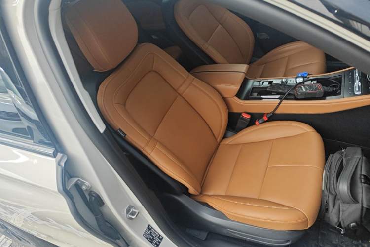 Used Lincoln Corsair 2024 1.5T Two-Wheel-Drive Mulan Special Hybrid Version Right Front Seat