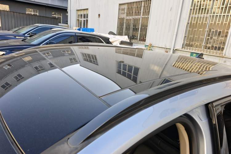 Used Lincoln Corsair 2024 1.5T Two-Wheel Drive Deluxe Hybrid Version Roof