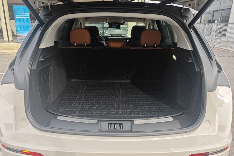 Used Lincoln Corsair 2024 1.5T Two-Wheel-Drive Mulan Special Hybrid Version Trunk