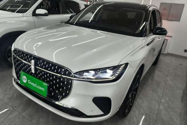 Ojetý Lincoln Corsair 2024 2.0T Four-Wheel Drive Prestige Edition