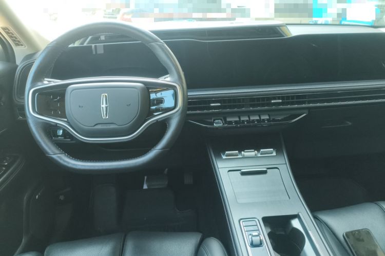 Used Lincoln Corsair 2024 2.0T Four-Wheel Drive Prestige Edition Center Console