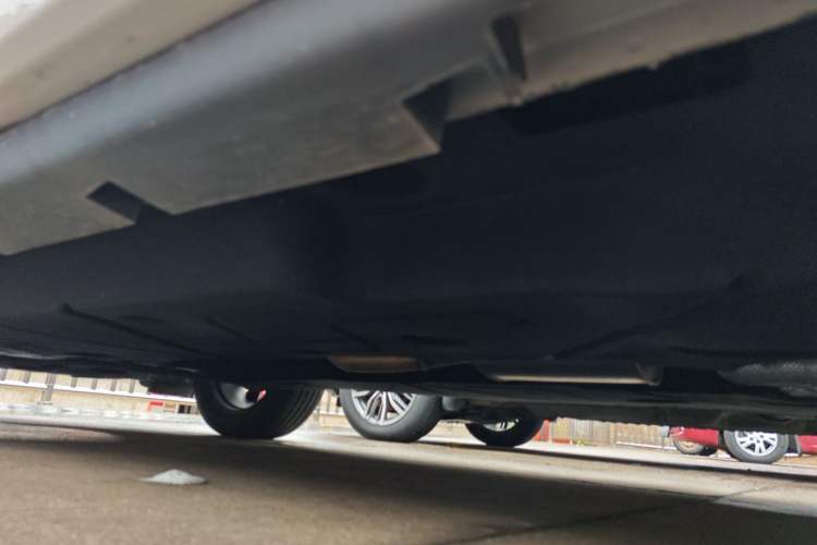 Used Lincoln Corsair 2024 1.5T Two-Wheel-Drive Mulan Special Hybrid Version Chassis Rear Left