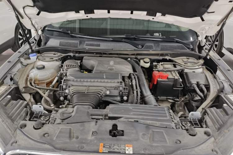Used Lincoln Corsair 2024 2.0T Four-Wheel Drive Prestige Edition Engine Bay