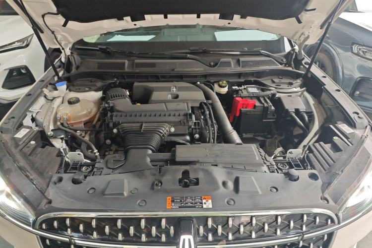 Used Lincoln Corsair 2024 2.0T Four-Wheel Drive Prestige Edition Engine Bay