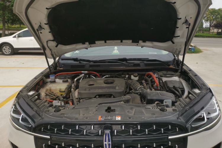 Used Lincoln Corsair 2024 1.5T Two-Wheel Drive Deluxe Hybrid Version Engine Bay