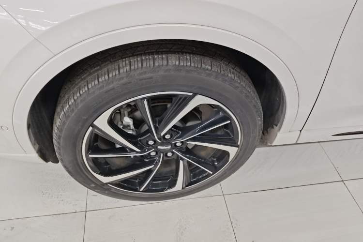 Used Lincoln Corsair 2024 2.0T Four-Wheel Drive Prestige Edition Exterior 4