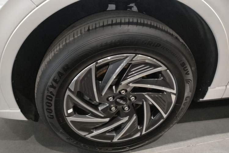 Used Lincoln Corsair 2024 1.5T Two-Wheel Drive Deluxe Hybrid Version Exterior 4