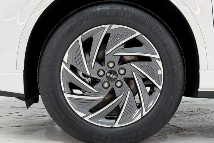 Used Lincoln Corsair 2024 1.5T Two-Wheel Drive Deluxe Hybrid Version Exterior 7