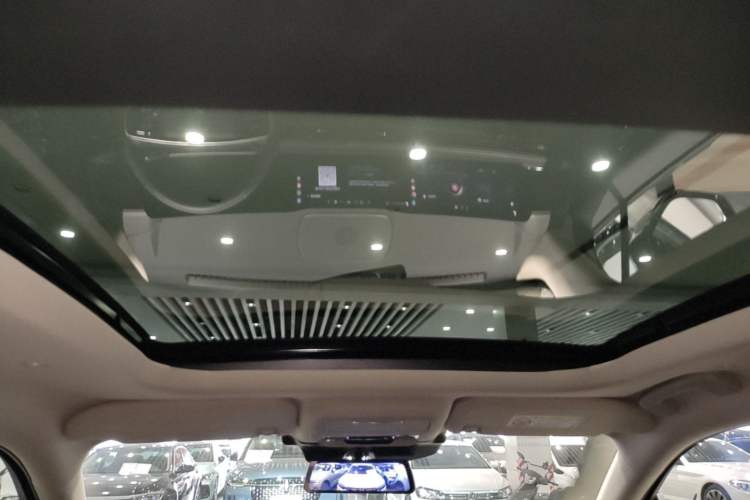 Used Lincoln Corsair 2024 1.5T Two-Wheel Drive Deluxe Hybrid Version Headliner