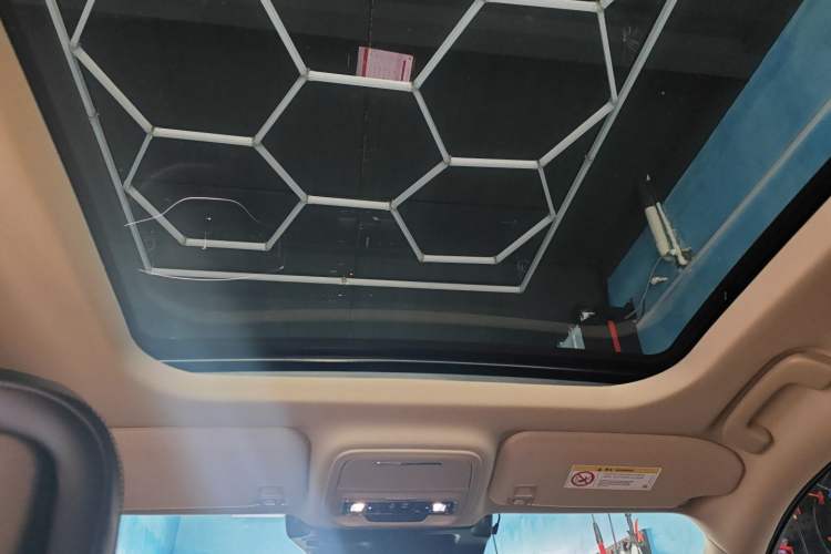 Used Lincoln Corsair 2024 2.0T Two-Wheel-Drive Luxury Edition Headliner
