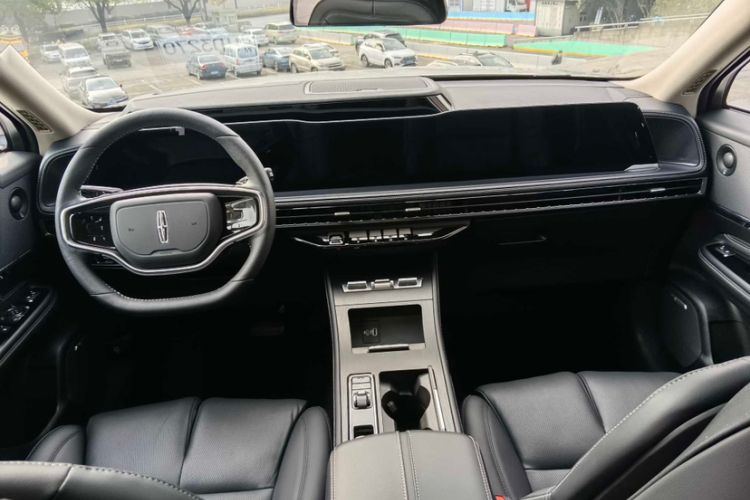 Used Lincoln Corsair 2024 2.0T Four-Wheel Drive Prestige Edition Interior 1