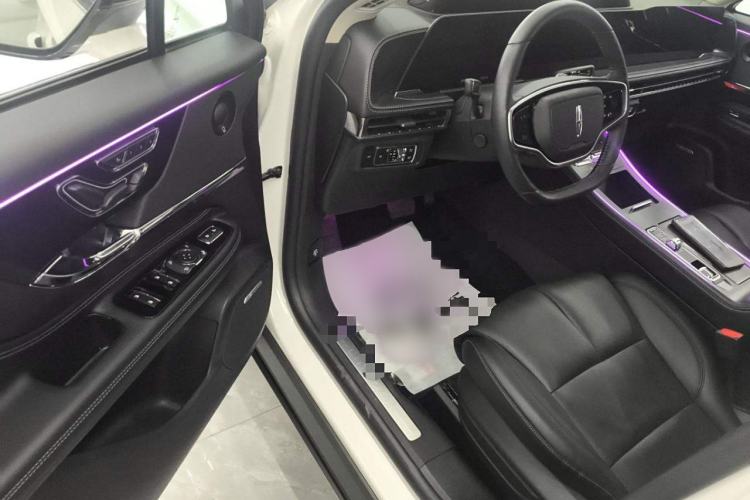 Used Lincoln Corsair 2024 2.0T Four-Wheel Drive Prestige Edition Interior 3