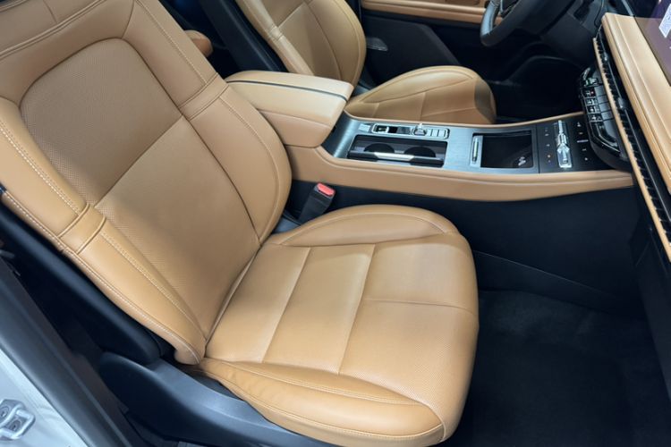 Used Lincoln Corsair 2024 1.5T Two-Wheel-Drive Mulan Special Hybrid Version Interior 6